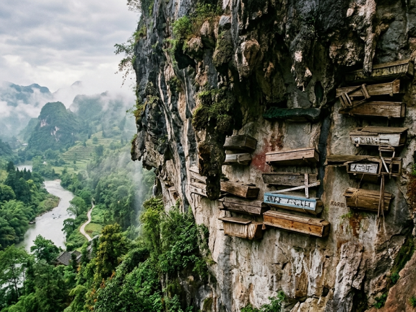 Hanging Coffins Mystery Solved: DNA Reveals the Fate of China’s Lost Bo People